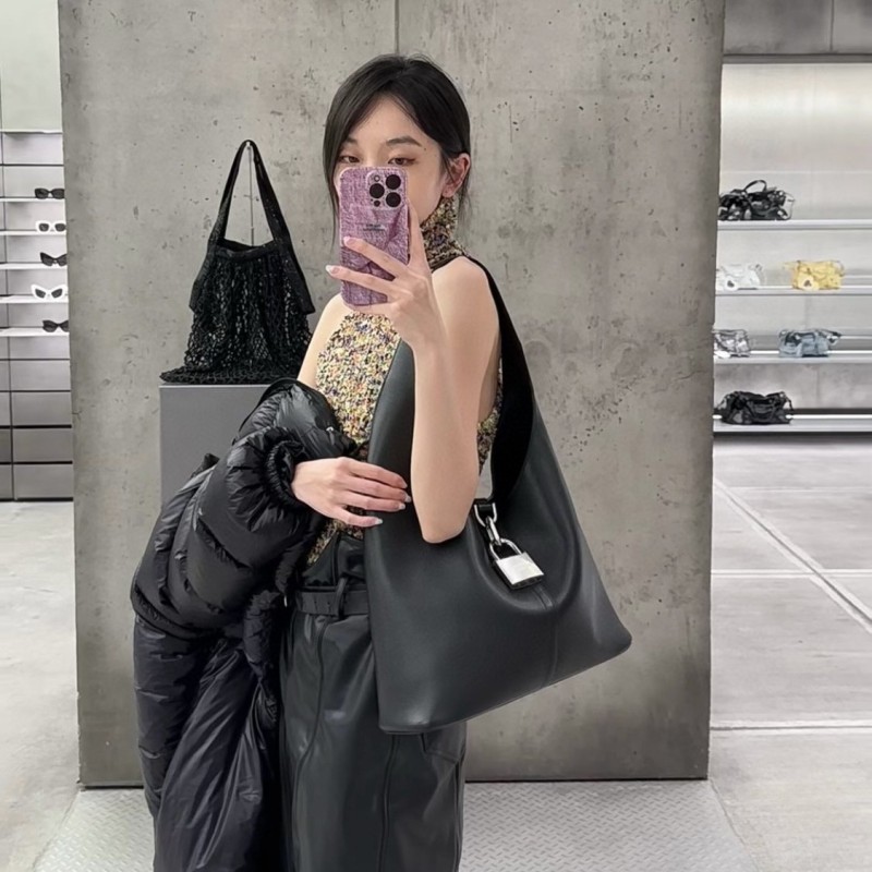 Balenciaga Locker Hobo (M)